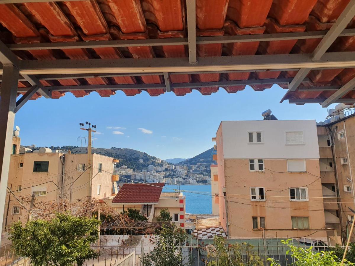 Loi Apartment Sarande Bagian luar foto