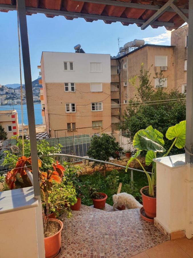 Loi Apartment Sarande Bagian luar foto