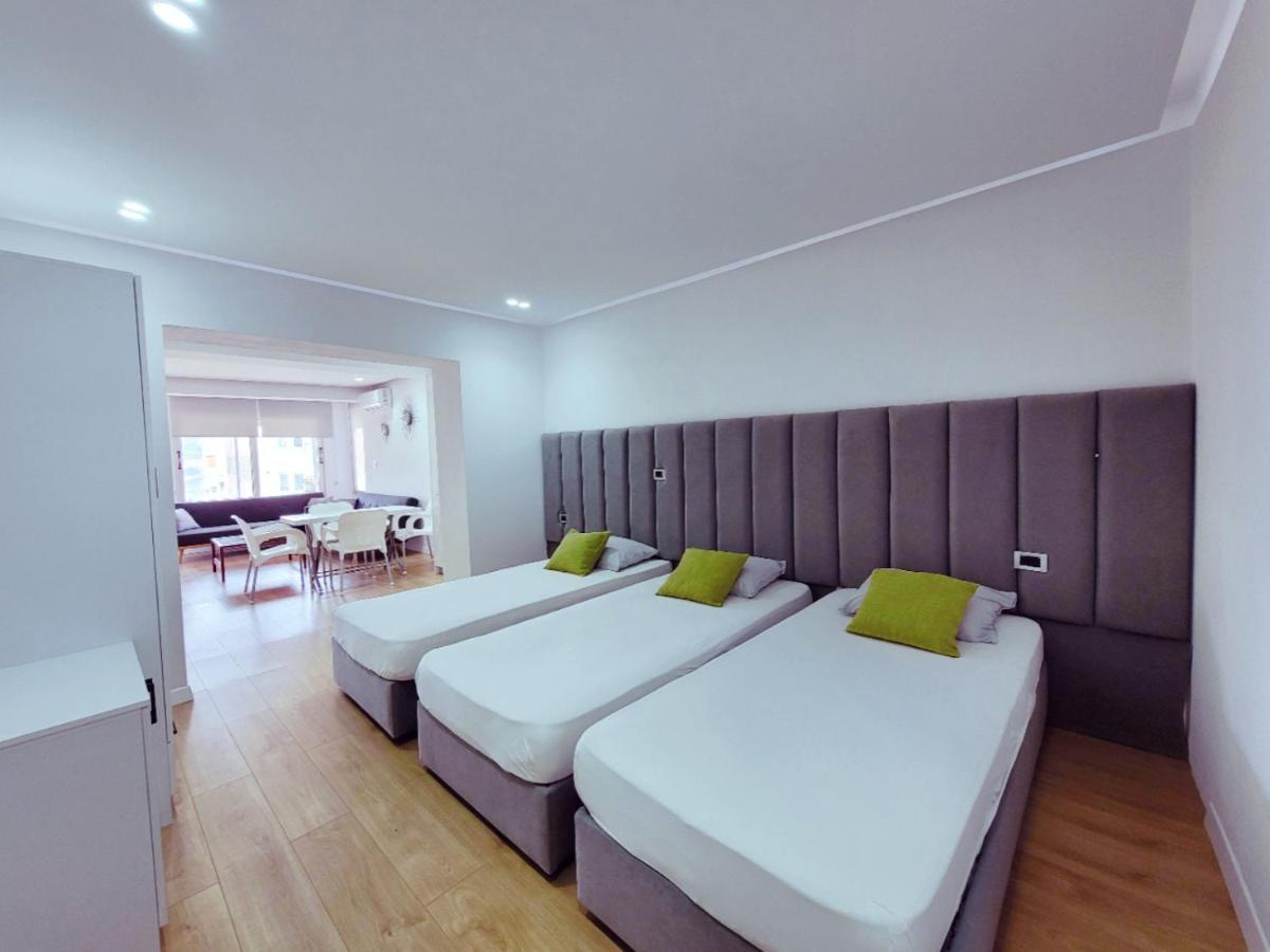 Loi Apartment Sarande Bagian luar foto