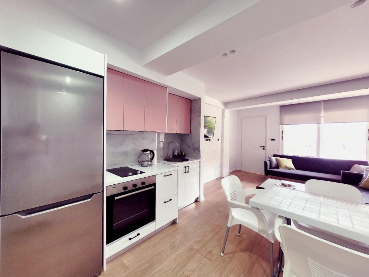 Loi Apartment Sarande Bagian luar foto