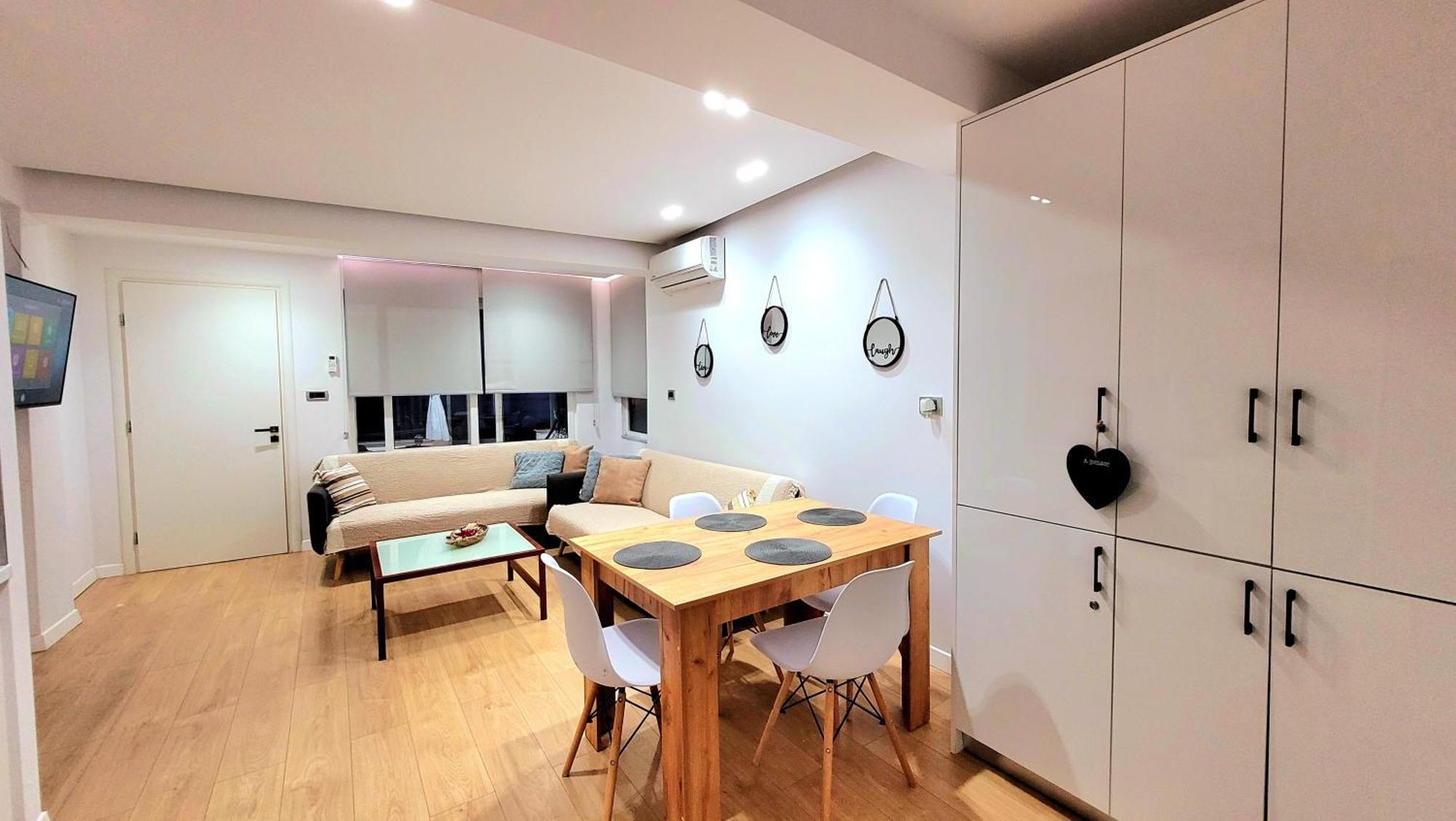 Loi Apartment Sarande Bagian luar foto